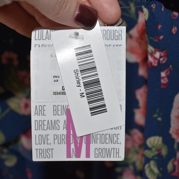 Lularoe Shirley - Picture 3 of 5